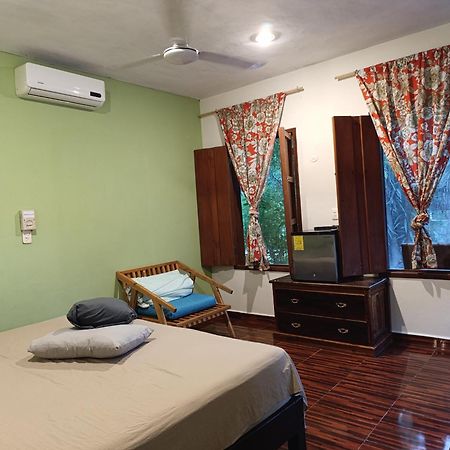 El Callejon 巴利亚多利德 外观 照片